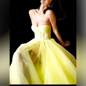J.S Boutique Lime green A line  Tulle bodice Prom Dress Size 12